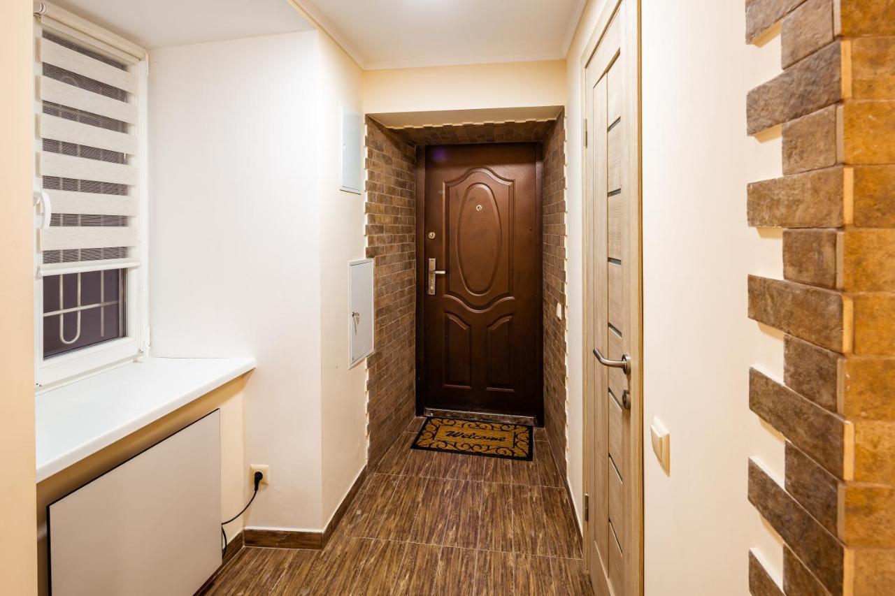 Romari Rynok Square 3 Apartment Лвив Екстериор снимка