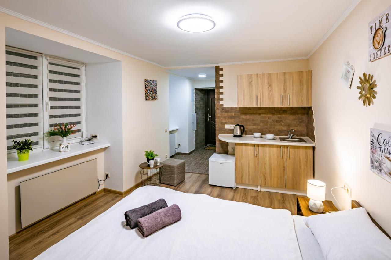 Romari Rynok Square 3 Apartment Лвив Екстериор снимка